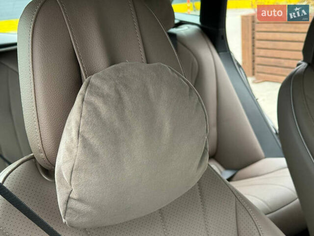 Чорний Мерседес EQE SUV, об'ємом двигуна 0 л та пробігом 20 тис. км за 54900 $, фото 5 на Automoto.ua