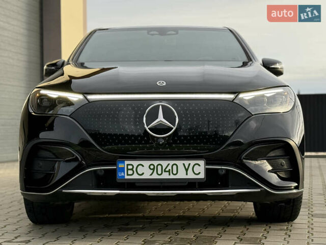 Чорний Мерседес EQE SUV, об'ємом двигуна 0 л та пробігом 37 тис. км за 47999 $, фото 1 на Automoto.ua