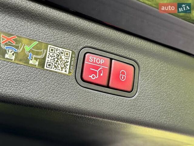 Черный Мерседес EQE SUV, объемом двигателя 0 л и пробегом 19 тыс. км за 74000 $, фото 31 на Automoto.ua