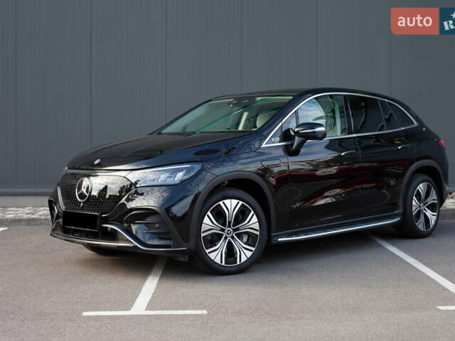 Чорний Мерседес EQE SUV, об'ємом двигуна 0 л та пробігом 15 тис. км за 51900 $, фото 2 на Automoto.ua