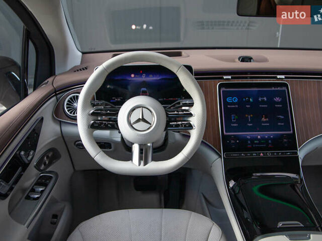 Чорний Мерседес EQE SUV, об'ємом двигуна 0 л та пробігом 15 тис. км за 51900 $, фото 9 на Automoto.ua