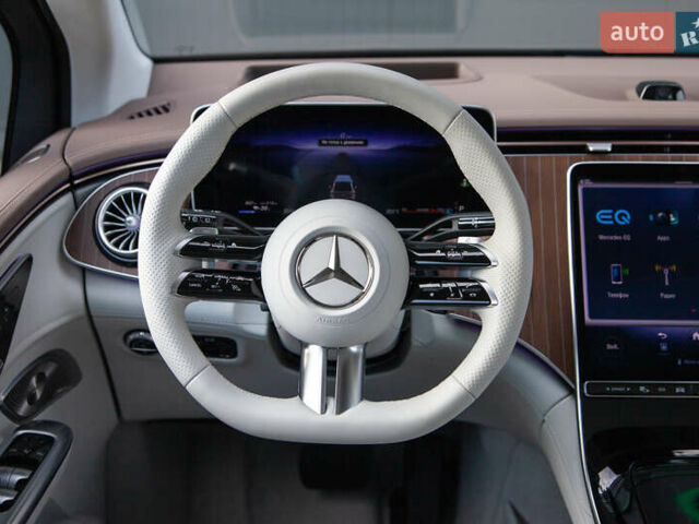 Чорний Мерседес EQE SUV, об'ємом двигуна 0 л та пробігом 15 тис. км за 51900 $, фото 10 на Automoto.ua