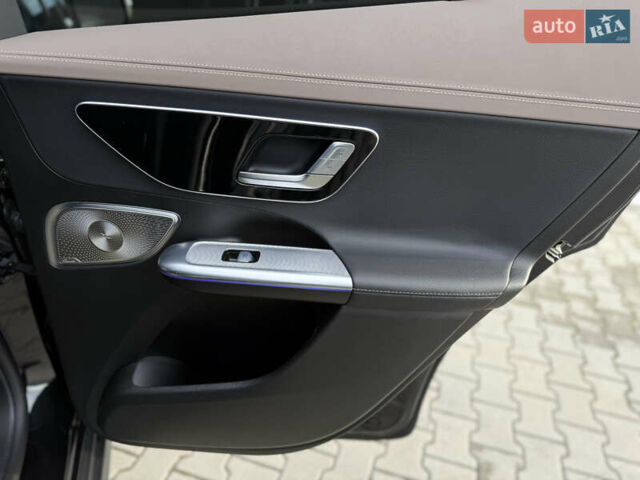 Чорний Мерседес EQE SUV, об'ємом двигуна 0 л та пробігом 37 тис. км за 47999 $, фото 49 на Automoto.ua
