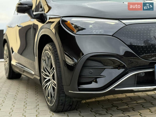 Чорний Мерседес EQE SUV, об'ємом двигуна 0 л та пробігом 37 тис. км за 47999 $, фото 9 на Automoto.ua