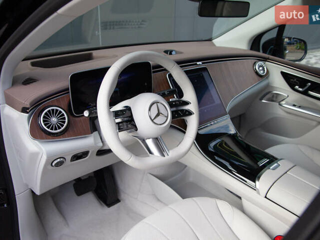 Чорний Мерседес EQE SUV, об'ємом двигуна 0 л та пробігом 15 тис. км за 51900 $, фото 11 на Automoto.ua