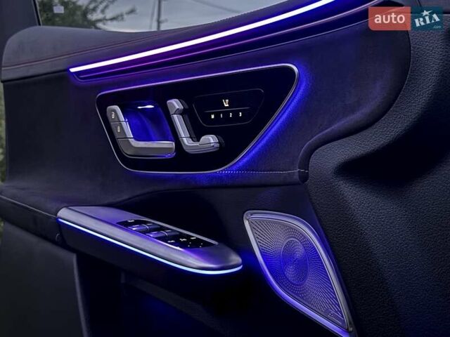 Черный Мерседес EQE SUV, объемом двигателя 0 л и пробегом 19 тыс. км за 74000 $, фото 57 на Automoto.ua