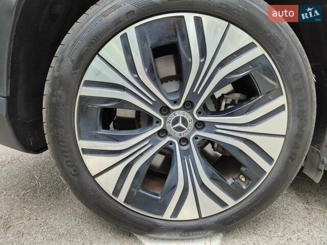 Черный Мерседес EQE SUV, объемом двигателя 0 л и пробегом 22 тыс. км за 52700 $, фото 47 на Automoto.ua