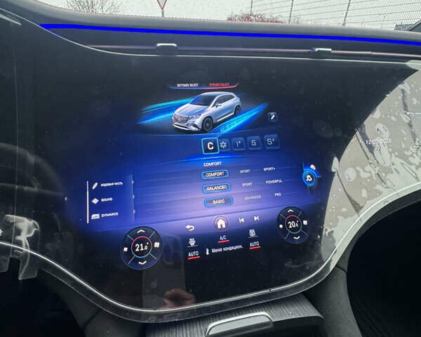 Чорний Мерседес EQE SUV, об'ємом двигуна 0 л та пробігом 1 тис. км за 79900 $, фото 31 на Automoto.ua