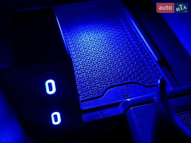 Черный Мерседес EQE SUV, объемом двигателя 0 л и пробегом 19 тыс. км за 74000 $, фото 87 на Automoto.ua