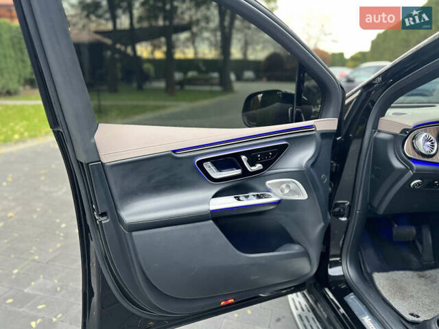 Чорний Мерседес EQE SUV, об'ємом двигуна 0 л та пробігом 12 тис. км за 54000 $, фото 27 на Automoto.ua