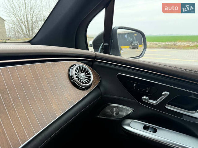 Чорний Мерседес EQE SUV, об'ємом двигуна 0 л та пробігом 20 тис. км за 54900 $, фото 12 на Automoto.ua