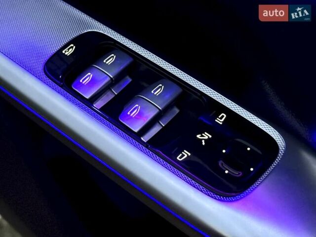 Черный Мерседес EQE SUV, объемом двигателя 0 л и пробегом 19 тыс. км за 74000 $, фото 59 на Automoto.ua