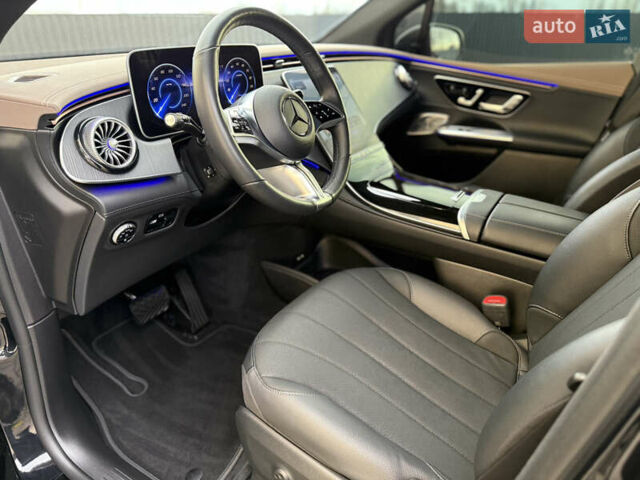 Чорний Мерседес EQE SUV, об'ємом двигуна 0 л та пробігом 37 тис. км за 47999 $, фото 41 на Automoto.ua