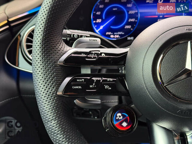 Черный Мерседес EQE SUV, объемом двигателя 0 л и пробегом 5 тыс. км за 125000 $, фото 27 на Automoto.ua