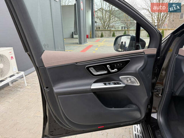 Чорний Мерседес EQE SUV, об'ємом двигуна 0 л та пробігом 20 тис. км за 54900 $, фото 7 на Automoto.ua