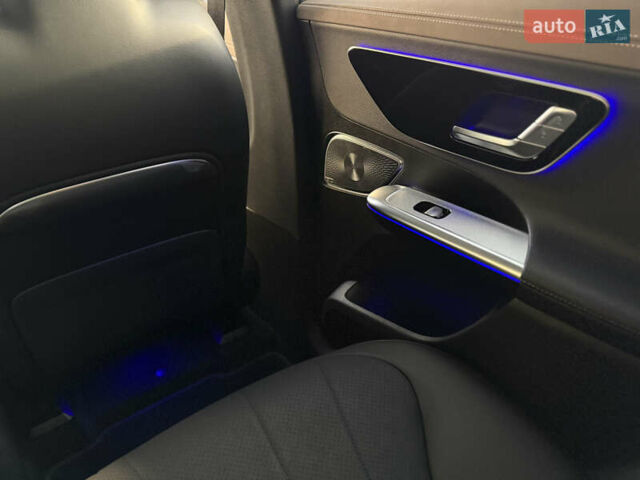 Чорний Мерседес EQE SUV, об'ємом двигуна 0 л та пробігом 37 тис. км за 47999 $, фото 19 на Automoto.ua