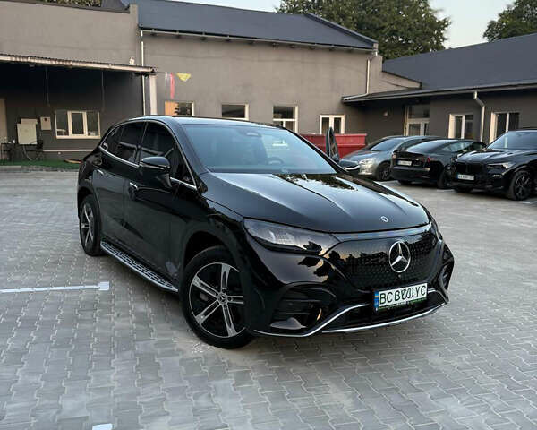 Черный Мерседес EQE SUV, объемом двигателя 0 л и пробегом 25 тыс. км за 53000 $, фото 1 на Automoto.ua