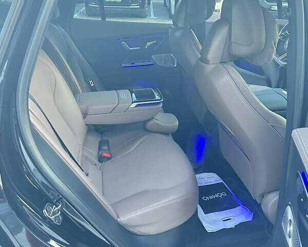 Черный Мерседес EQE SUV, объемом двигателя 0 л и пробегом 25 тыс. км за 53000 $, фото 10 на Automoto.ua