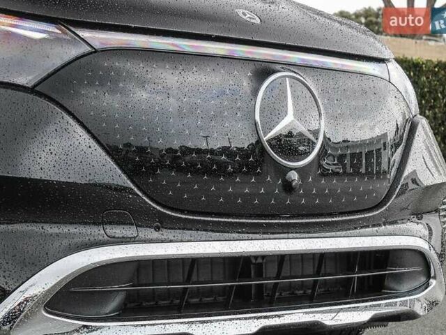 Чорний Мерседес EQE SUV, об'ємом двигуна 0 л та пробігом 6 тис. км за 21500 $, фото 3 на Automoto.ua