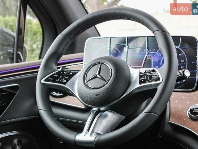 Чорний Мерседес EQE SUV, об'ємом двигуна 0 л та пробігом 6 тис. км за 21500 $, фото 12 на Automoto.ua