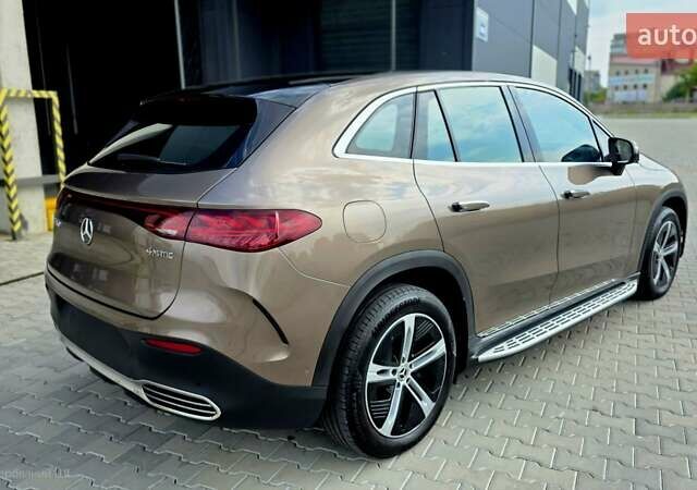 Коричневый Мерседес EQE SUV, объемом двигателя 0 л и пробегом 27 тыс. км за 48500 $, фото 3 на Automoto.ua