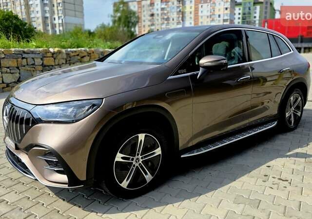Коричневый Мерседес EQE SUV, объемом двигателя 0 л и пробегом 27 тыс. км за 48500 $, фото 1 на Automoto.ua