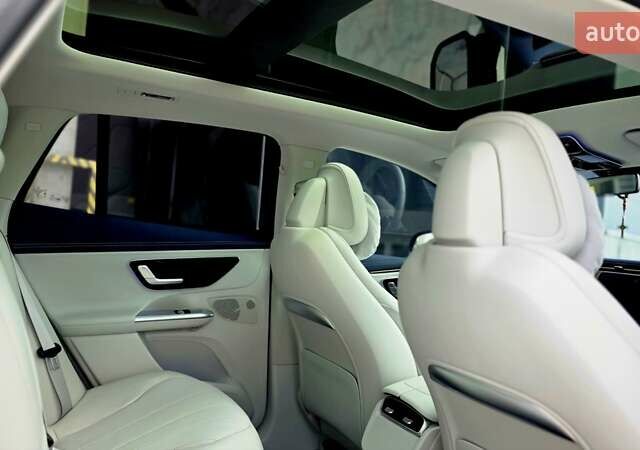 Коричневый Мерседес EQE SUV, объемом двигателя 0 л и пробегом 27 тыс. км за 48500 $, фото 18 на Automoto.ua