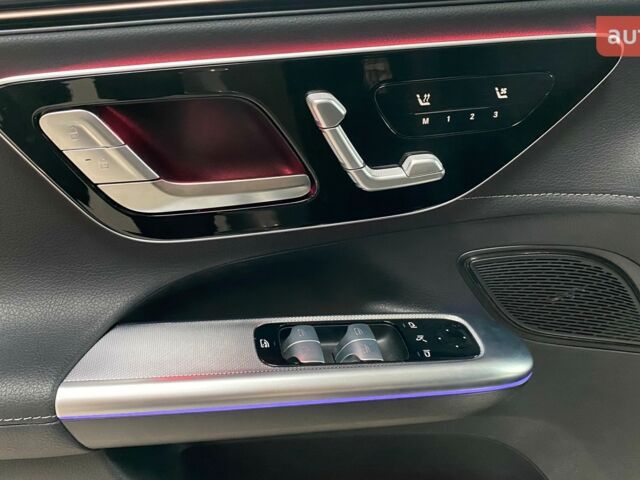 купить новое авто Мерседес EQE SUV 2023 года от официального дилера Mercedes-Benz на Набережній Мерседес фото