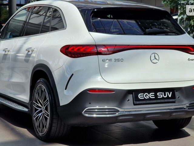 Мерседес EQE SUV, об'ємом двигуна 0 л та пробігом 0 тис. км за 89467 $, фото 2 на Automoto.ua