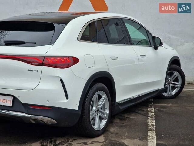 Мерседес EQE SUV, объемом двигателя 0 л и пробегом 24 тыс. км за 51990 $, фото 35 на Automoto.ua