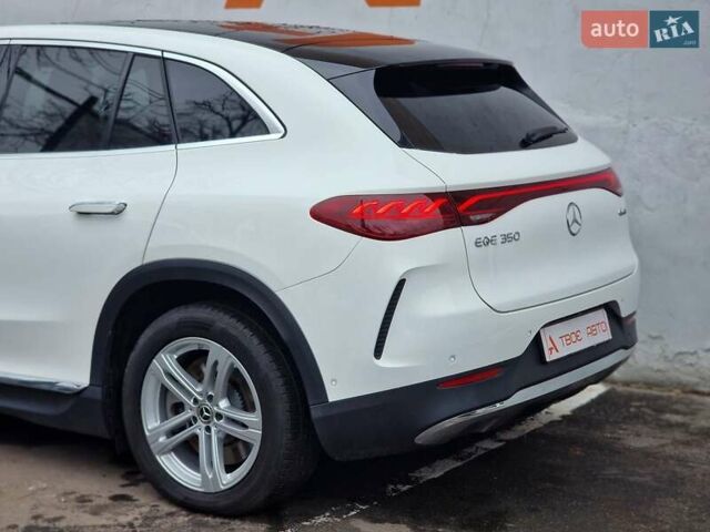 Мерседес EQE SUV, объемом двигателя 0 л и пробегом 24 тыс. км за 51990 $, фото 24 на Automoto.ua