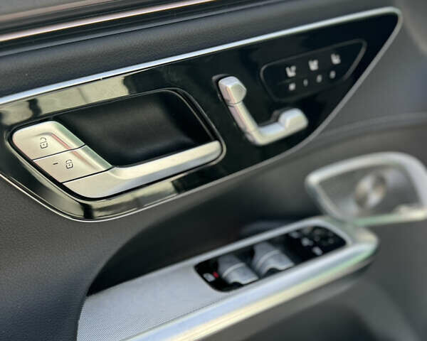 Мерседес EQE SUV, объемом двигателя 0 л и пробегом 5 тыс. км за 54500 $, фото 37 на Automoto.ua