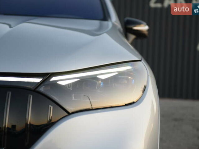 Серый Мерседес EQE SUV, объемом двигателя 0 л и пробегом 10 тыс. км за 100000 $, фото 2 на Automoto.ua