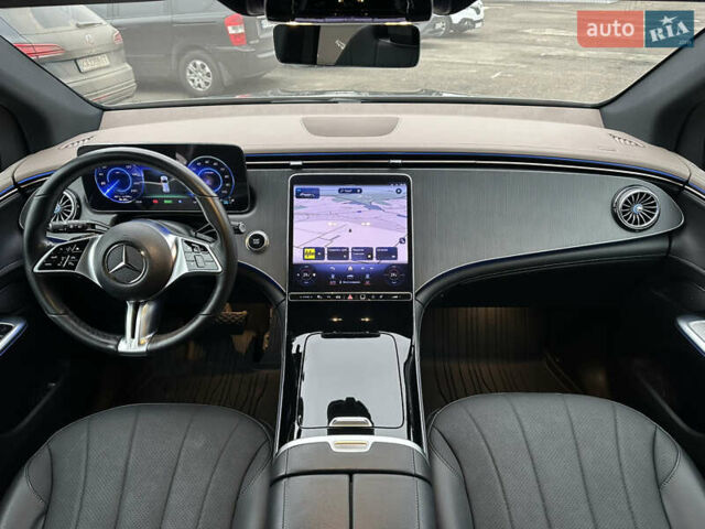 Серый Мерседес EQE SUV, объемом двигателя 0 л и пробегом 108 тыс. км за 55000 $, фото 15 на Automoto.ua