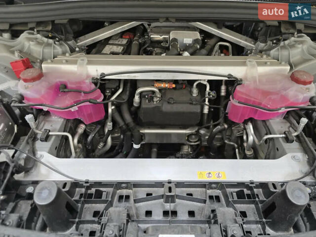 Сірий Мерседес EQE SUV, об'ємом двигуна 0 л та пробігом 16 тис. км за 109999 $, фото 12 на Automoto.ua