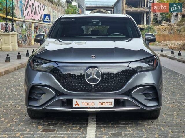 Серый Мерседес EQE SUV, объемом двигателя 0 л и пробегом 25 тыс. км за 49990 $, фото 2 на Automoto.ua