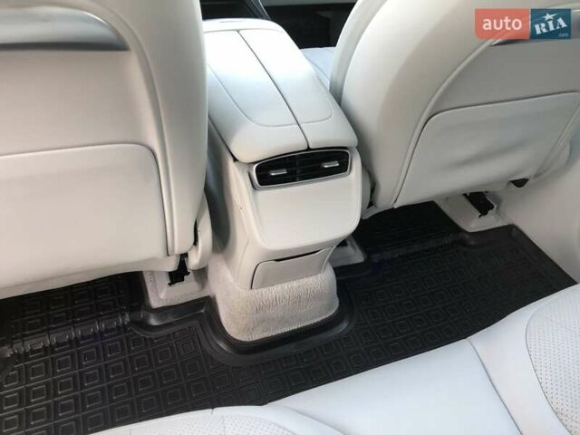 Серый Мерседес EQE SUV, объемом двигателя 0 л и пробегом 23 тыс. км за 53800 $, фото 33 на Automoto.ua