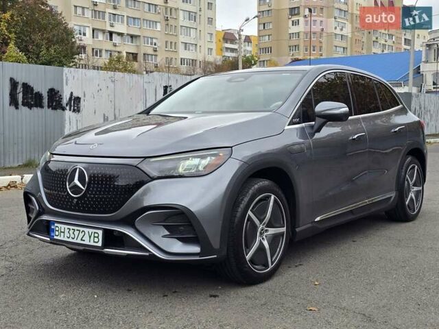Серый Мерседес EQE SUV, объемом двигателя 0 л и пробегом 10 тыс. км за 51000 $, фото 8 на Automoto.ua