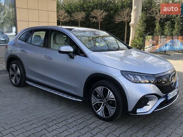 Серый Мерседес EQE SUV, объемом двигателя 0 л и пробегом 23 тыс. км за 53800 $, фото 9 на Automoto.ua