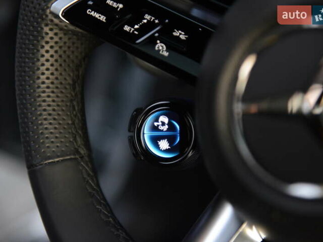 Серый Мерседес EQE SUV, объемом двигателя 0 л и пробегом 10 тыс. км за 100000 $, фото 25 на Automoto.ua