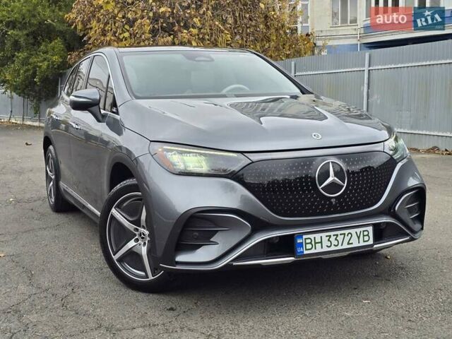 Серый Мерседес EQE SUV, объемом двигателя 0 л и пробегом 10 тыс. км за 51000 $, фото 6 на Automoto.ua