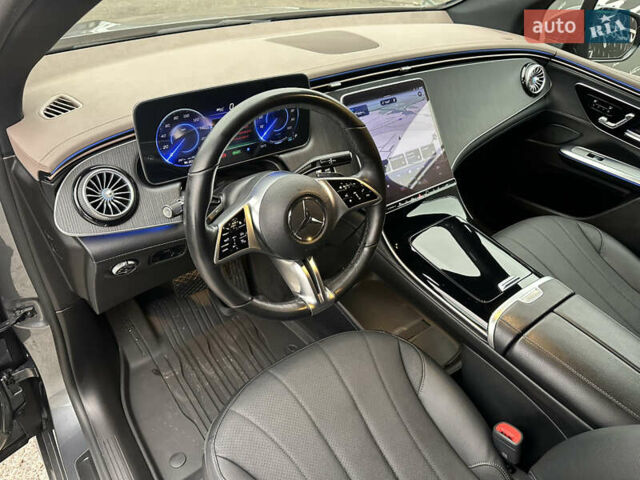 Серый Мерседес EQE SUV, объемом двигателя 0 л и пробегом 108 тыс. км за 55000 $, фото 9 на Automoto.ua