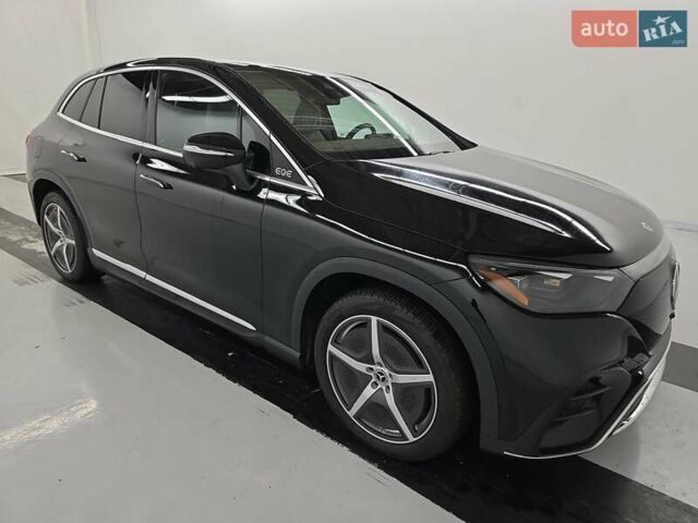 Серый Мерседес EQE SUV, объемом двигателя 0 л и пробегом 22 тыс. км за 56000 $, фото 4 на Automoto.ua