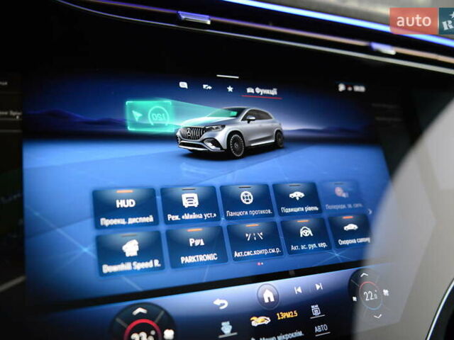 Серый Мерседес EQE SUV, объемом двигателя 0 л и пробегом 10 тыс. км за 100000 $, фото 50 на Automoto.ua