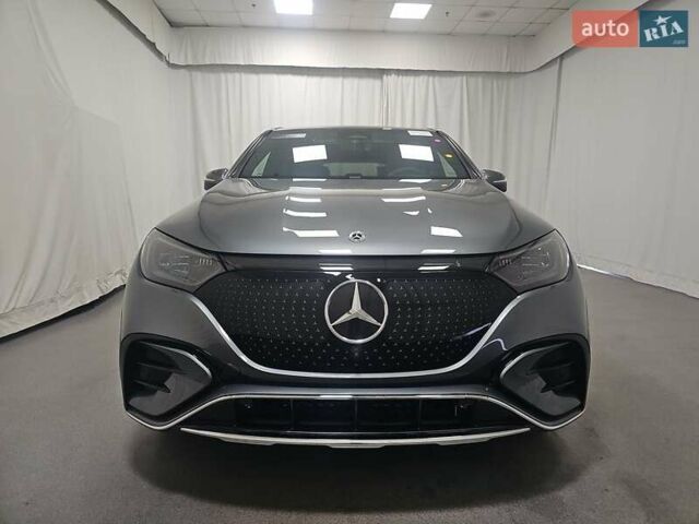 Серый Мерседес EQE SUV, объемом двигателя 0 л и пробегом 5 тыс. км за 56000 $, фото 5 на Automoto.ua