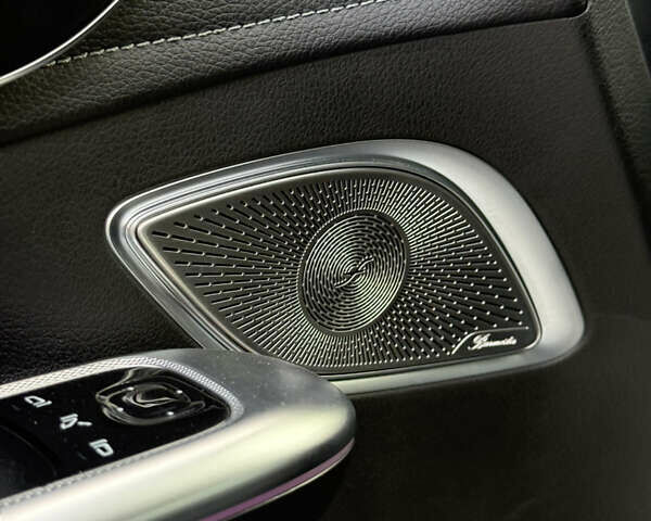 Серый Мерседес EQE SUV, объемом двигателя 0 л и пробегом 15 тыс. км за 46800 $, фото 9 на Automoto.ua