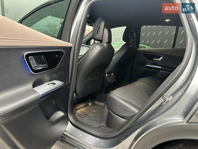 Серый Мерседес EQE SUV, объемом двигателя 0 л и пробегом 108 тыс. км за 55000 $, фото 13 на Automoto.ua