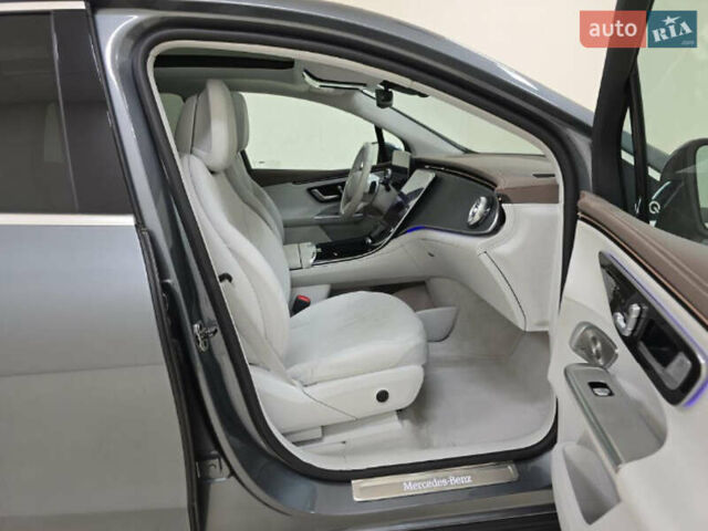 Сірий Мерседес EQE SUV, об'ємом двигуна 0 л та пробігом 29 тис. км за 43000 $, фото 8 на Automoto.ua