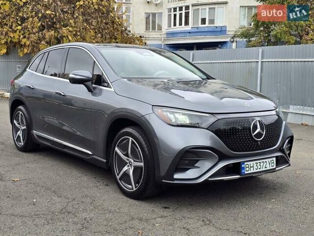 Серый Мерседес EQE SUV, объемом двигателя 0 л и пробегом 10 тыс. км за 51000 $, фото 7 на Automoto.ua
