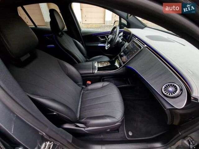 Серый Мерседес EQE SUV, объемом двигателя 0 л и пробегом 25 тыс. км за 49990 $, фото 56 на Automoto.ua